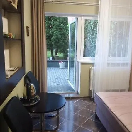 Rachegy Guest house *